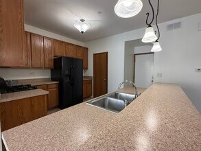 4555 Camden Ln in Yorkville, IL - Building Photo - Building Photo