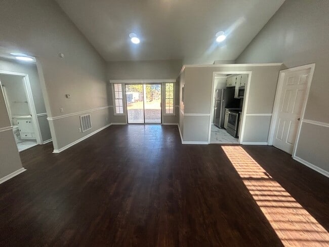 207 Coronado Rd in West Columbia, SC - Building Photo - Building Photo