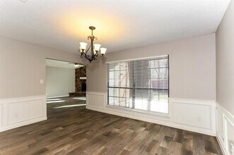 330 Cedar Creek Dr in Duncanville, TX - Building Photo - Building Photo