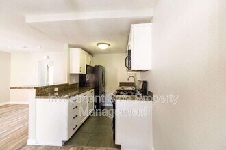 2556 Chicago St in San Diego, CA - Building Photo - Building Photo