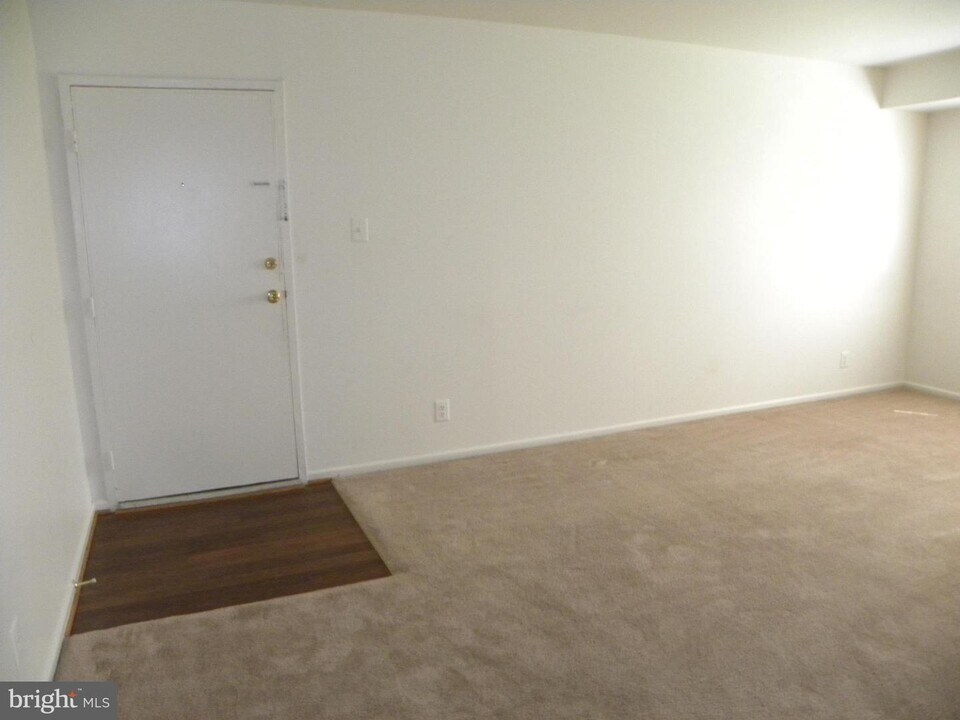 120 Washington St NE-Unit -A3 in Leesburg, VA - Building Photo