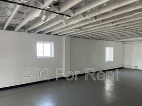 5701 NW Radial Hwy in Omaha, NE - Building Photo - Building Photo