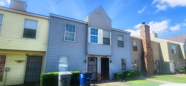 property at 9510 Olde Towne Row