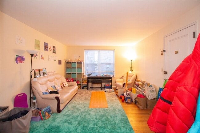 133 Beaconsfield Rd, Unit #1