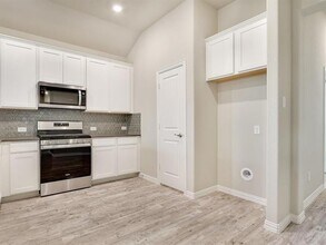 1921 Tomahawk Trail in Aubrey, TX - Building Photo - Building Photo