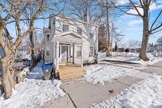 19 Barclay St in Poughkeepsie, NY - Building Photo - Building Photo