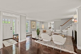 66 North Ave in Westport, CT - Building Photo - Building Photo