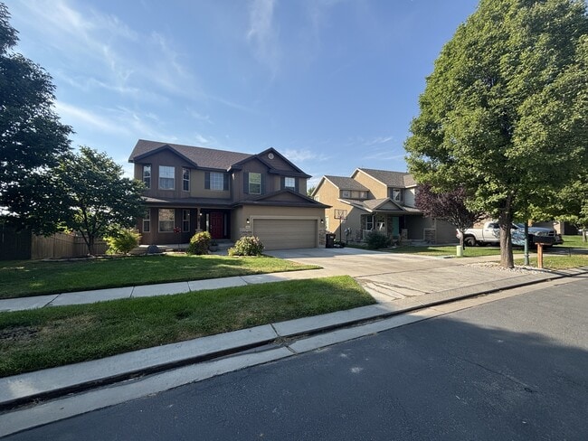 property at 4744 Silver Mountain Rd