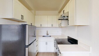 357 Fulton St in San Francisco, CA - Building Photo