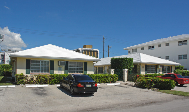 2901 NE 49th St in Fort Lauderdale, FL - Building Photo - Building Photo