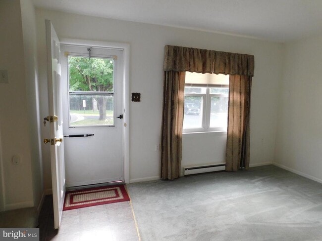205 Moore Dr in Berryville, VA - Building Photo - Building Photo