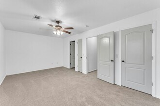 3108 S B St in Rogers, AR - Building Photo - Building Photo