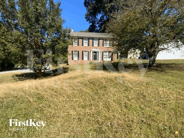 1877 Wedgewood Dr in Stone Mountain, GA - Building Photo