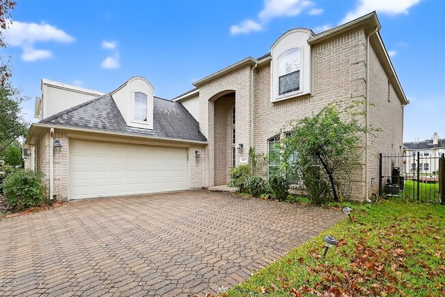 14419 Manorbier Ln in Sugar Land, TX - Foto de edificio - Building Photo