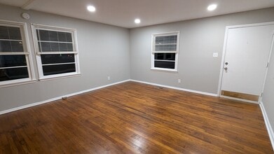 3100 Highland Dr SE in Smyrna, GA - Building Photo - Building Photo