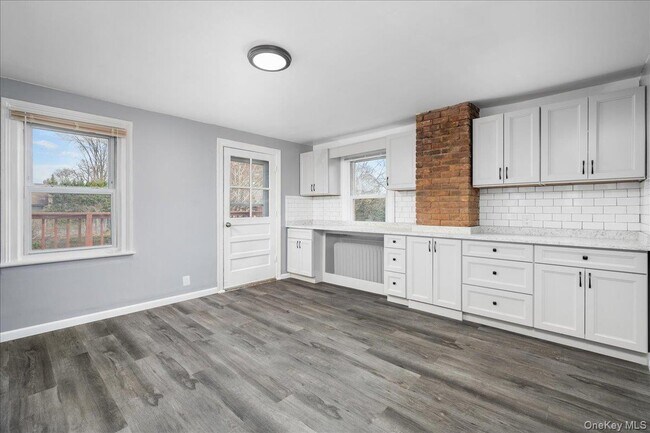 319 Union Ave in Mamaroneck, NY - Building Photo - Building Photo