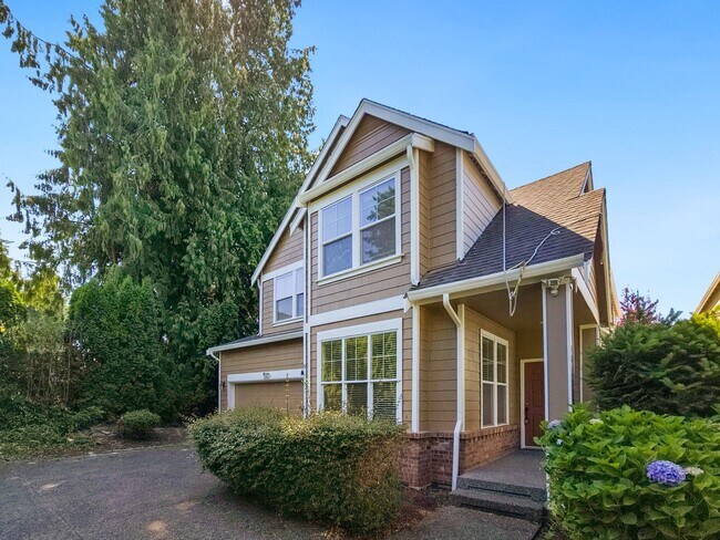 13123 NE 139th Ct in Kirkland, WA - Building Photo - Building Photo