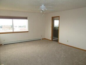 9005 Walter Bambrook Pl NE in Albuquerque, NM - Building Photo - Building Photo