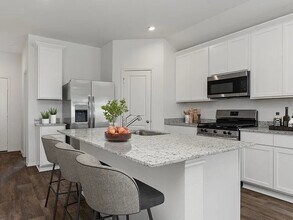 3815 Turnpike Dr in Fulshear, TX - Building Photo - Building Photo