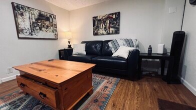 360 Columbia St NE, Unit Unit B in Salem, OR - Building Photo - Building Photo