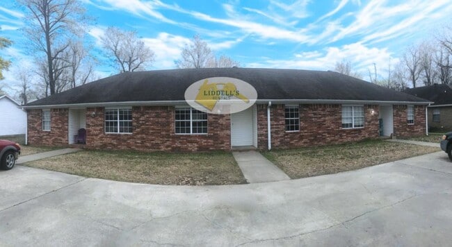 property at 401 Magnolia Dr