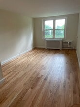 125 Gallagher Rd, Unit 7 in Wayne, PA - Building Photo - Building Photo