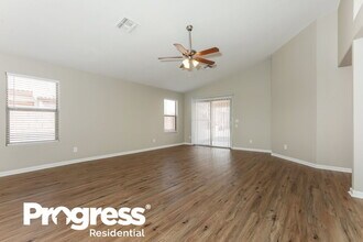 10264 E Crescent Ave in Mesa, AZ - Building Photo - Building Photo