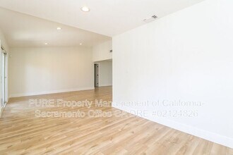 5713 Mesa Verde Cir in Rocklin, CA - Building Photo - Building Photo