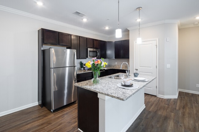 Oakwood Estates Apartment Homes by Callio Properties