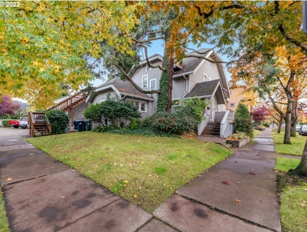 1915 Hilyard St in Eugene, OR - Foto de edificio - Building Photo