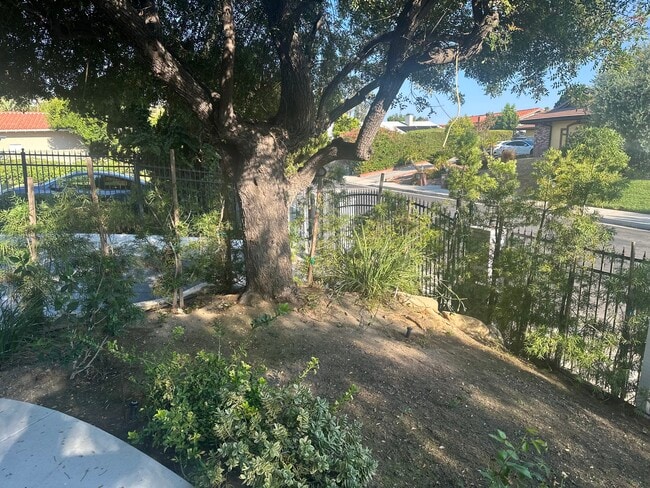 property at 18912 Pasadero Dr