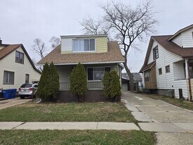 7543 Cadillac Ave in Warren, MI - Building Photo