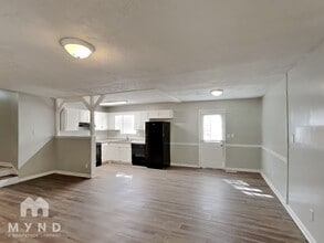 546 Hardy Way in Hiram, GA - Foto de edificio - Building Photo