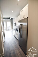 3833 N Broadway in Chicago, IL - Building Photo - Building Photo