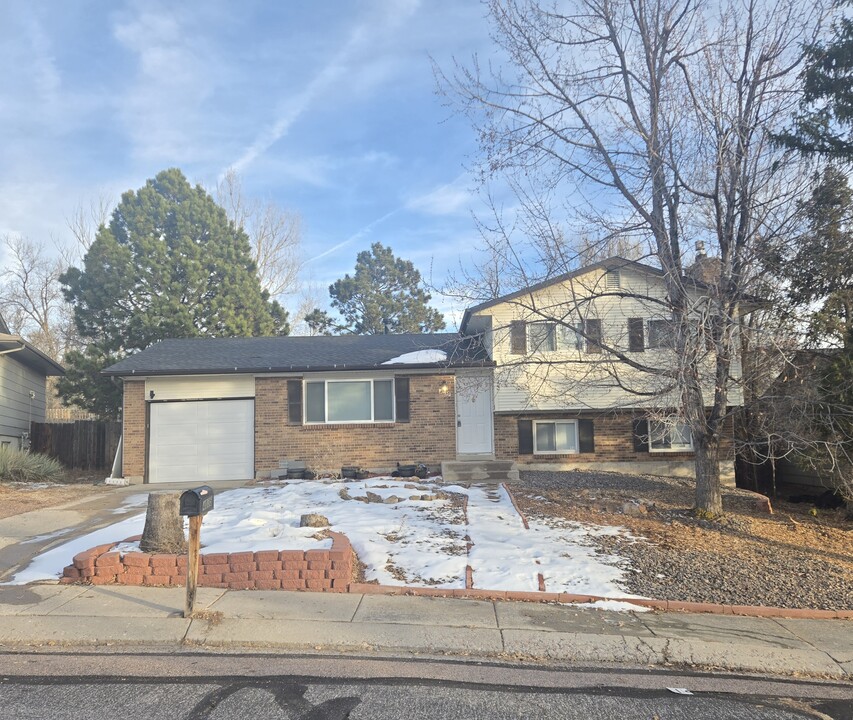 4035 Sod House Trail in Colorado Springs, CO - Building Photo