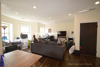 29 Commonwealth Terrace, Unit 3 in Boston, MA - Foto de edificio - Building Photo