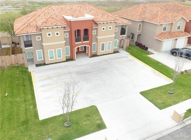 27 East St in McAllen, TX - Building Photo - Building Photo