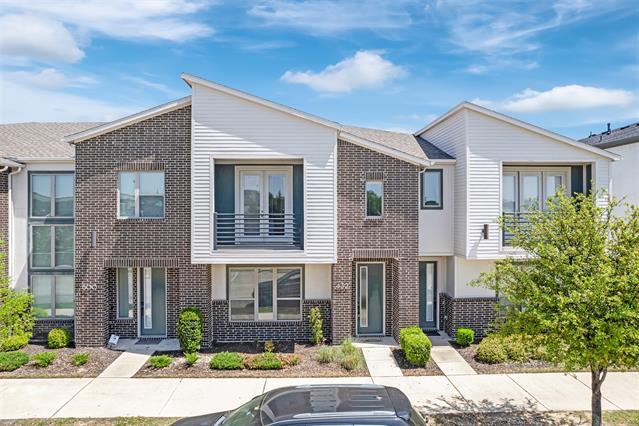 432 Texas Dr in Plano, TX - Building Photo