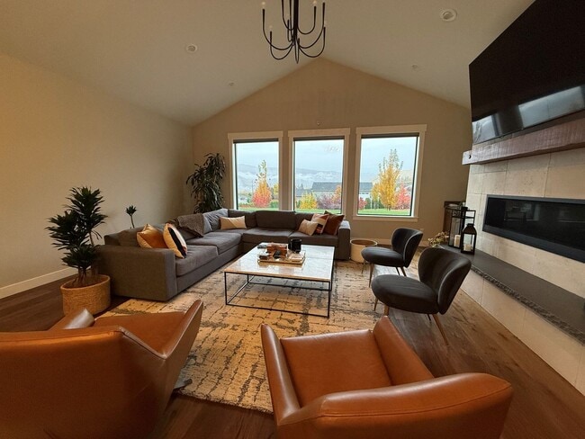 132 Diede Hills Ln in Wenatchee, WA - Building Photo - Building Photo