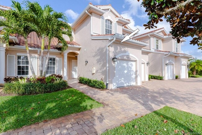 property at 2371 SW Carriage Hill Terrace