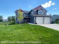 323 Maroon Ct photo'