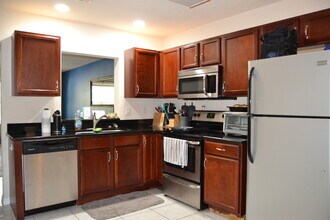 4687 SW 48th Dr in Gainesville, FL - Building Photo - Building Photo