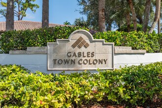 Gables Town Colony in Boca Raton, FL - Building Photo - Building Photo