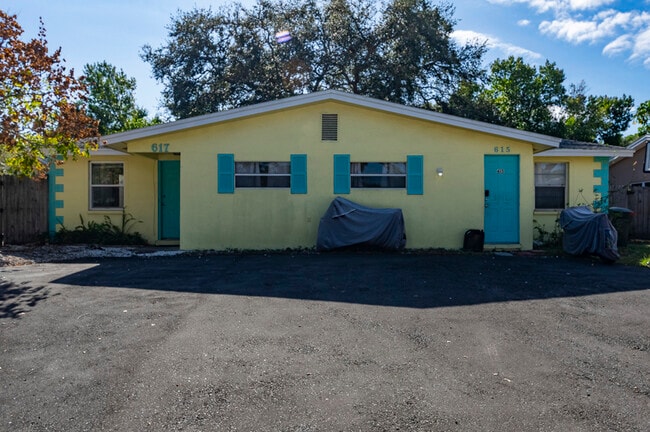 property at 617 Lyndhurst St