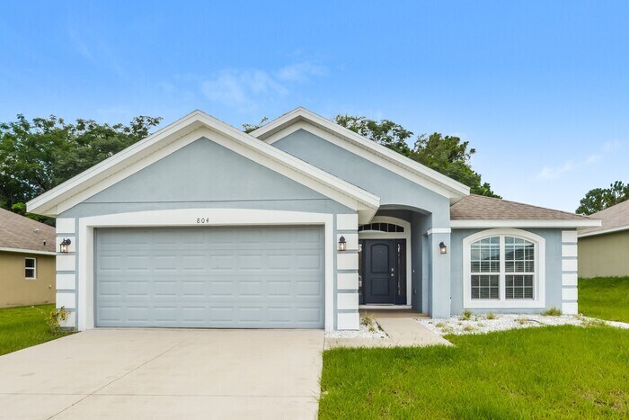 804 Chelsea Ave in Fruitland Park, FL - Building Photo