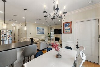 192 W Sixth St in Boston, MA - Building Photo - Building Photo
