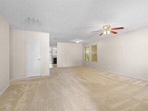 7605 Mosspoint Ct in Denton, TX - Building Photo - Building Photo
