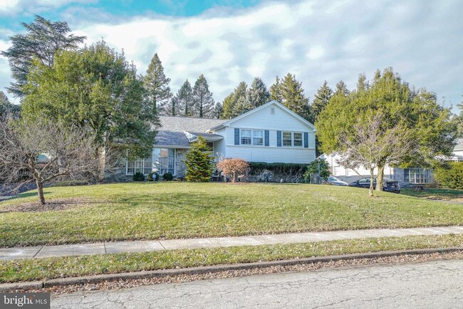 property at 245 Barclay Cir