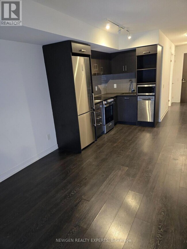 219 Dundas St E in Toronto, ON - Building Photo - Building Photo