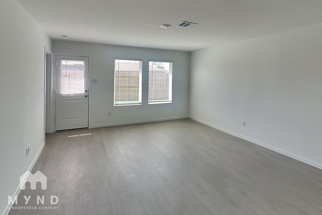 914 Lago Laceno Ln, Unit Shady Oak-203-A in Huffman, TX - Foto de edificio - Building Photo